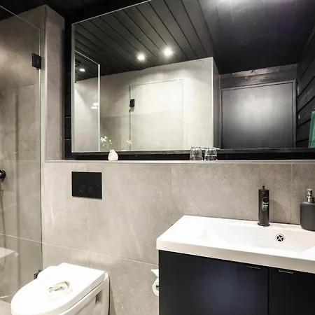 Maisemasviitit Ellivuori Tatil parkı Karkku